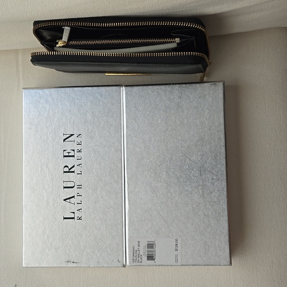 Ralph Lauren Thurkow Zip Wallet NWT - Picture 4 of 4